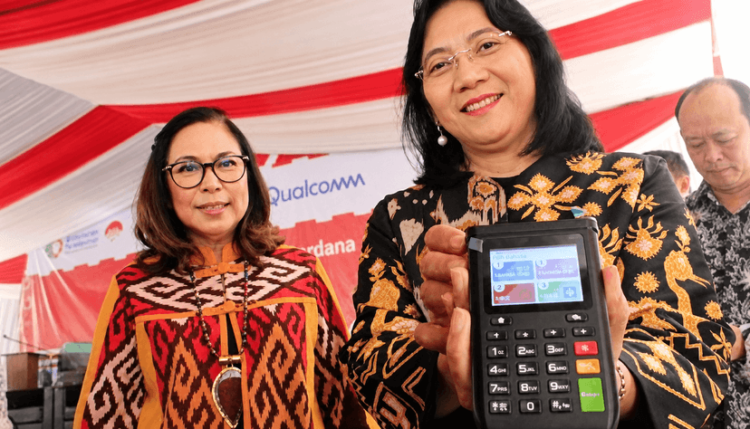 mesin-qr-edc-bisa-digunakan-semua-jenis-aplikasi